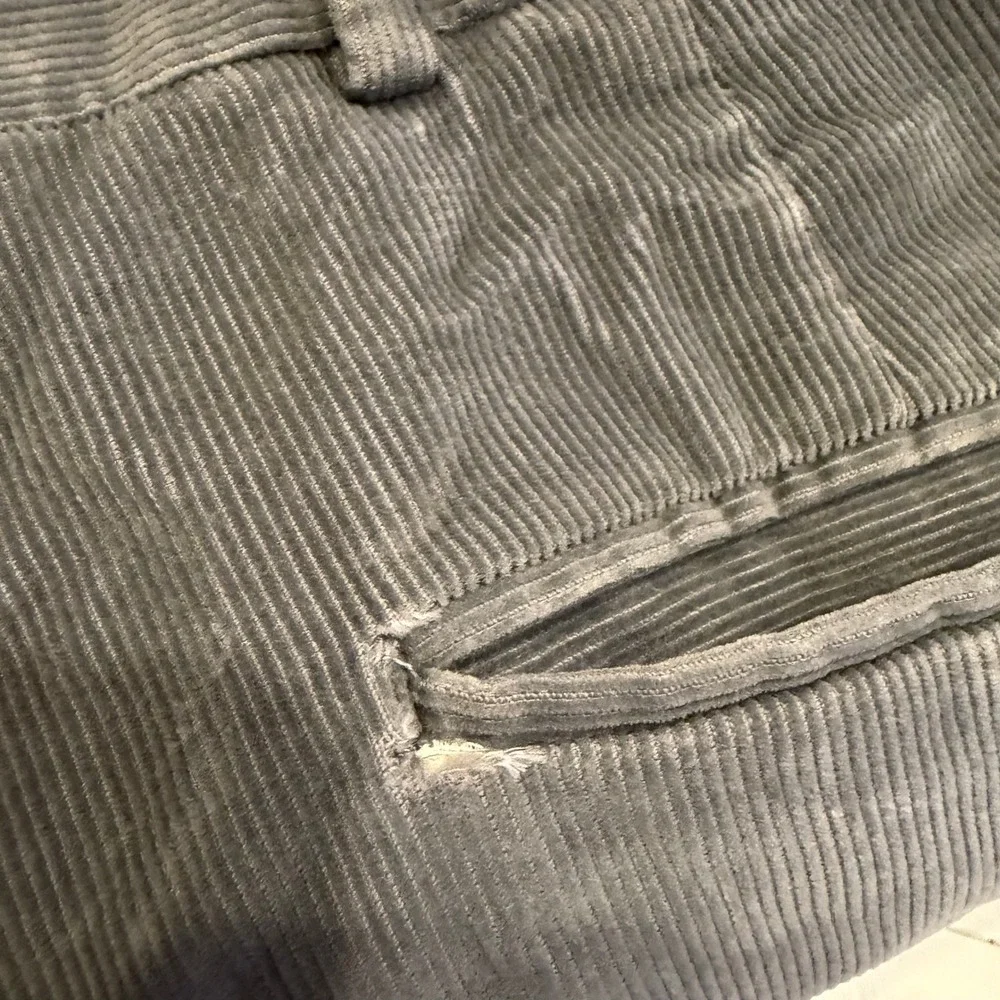 Vintage Lands' End USA Made Corduroy Pleated Pants Men's 36x29 Gray Cotton